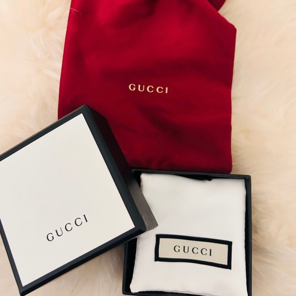 Gucci Resin Stone Garden Pendant Necklace - Picture 2 of 5